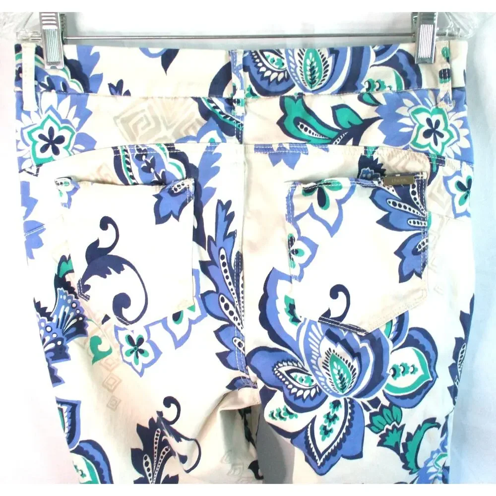 Chico's Women's Multi Color Floral Print Mid Rise Stretch Zip Crop Pants Size S. - Picture 5 of 10